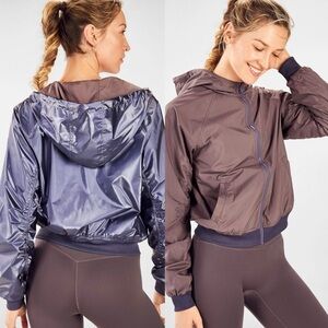 Fabletics Amara Shine Hoodie - Aegean/Shadow